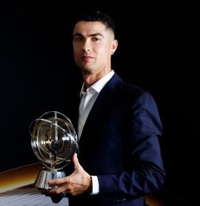 Cristiano Ronaldo abre o jogo sobre carreira