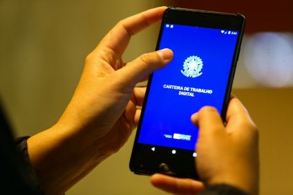 Direito pode ser consultado pelo aplicativo da Carteira de Trabalho Digital