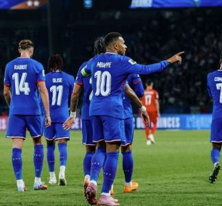 Mbappé comanda goleada da França sobre Azerbaijão