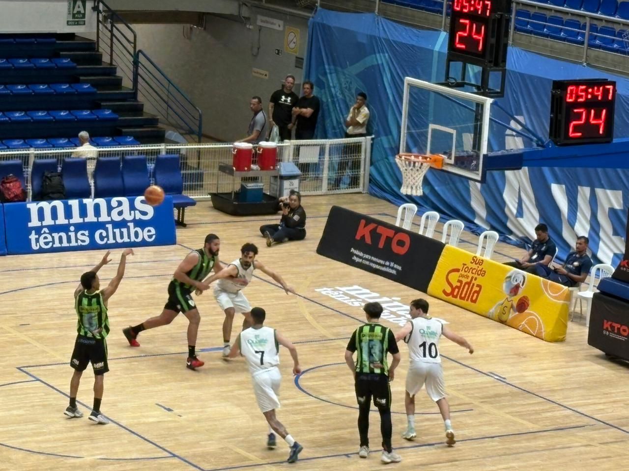 América Towers domina, vence Caldense e enfrentará o KTO Minas na final do Mineiro
