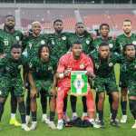 Avião com Seleção da Nigéria sofre rachadura e faz pouso forçado antes de jogo decisivo