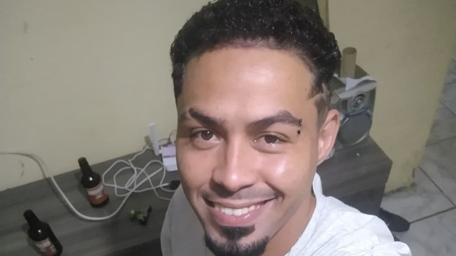 Família procura jovem que saiu de casa para ir ao CRAS e desapareceu em MG