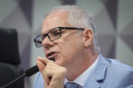 CPMI do INSS tem confusão entre depoente, ex-oresidente do INSS - Alexandre Stefanutto e relator, deputado Alfredo Gaspar