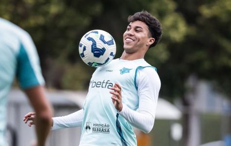 Kaio Jorge durante treino do Cruzeiro
