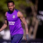Técnico do Corinthians faz revelação sobre José Martínez após retorno