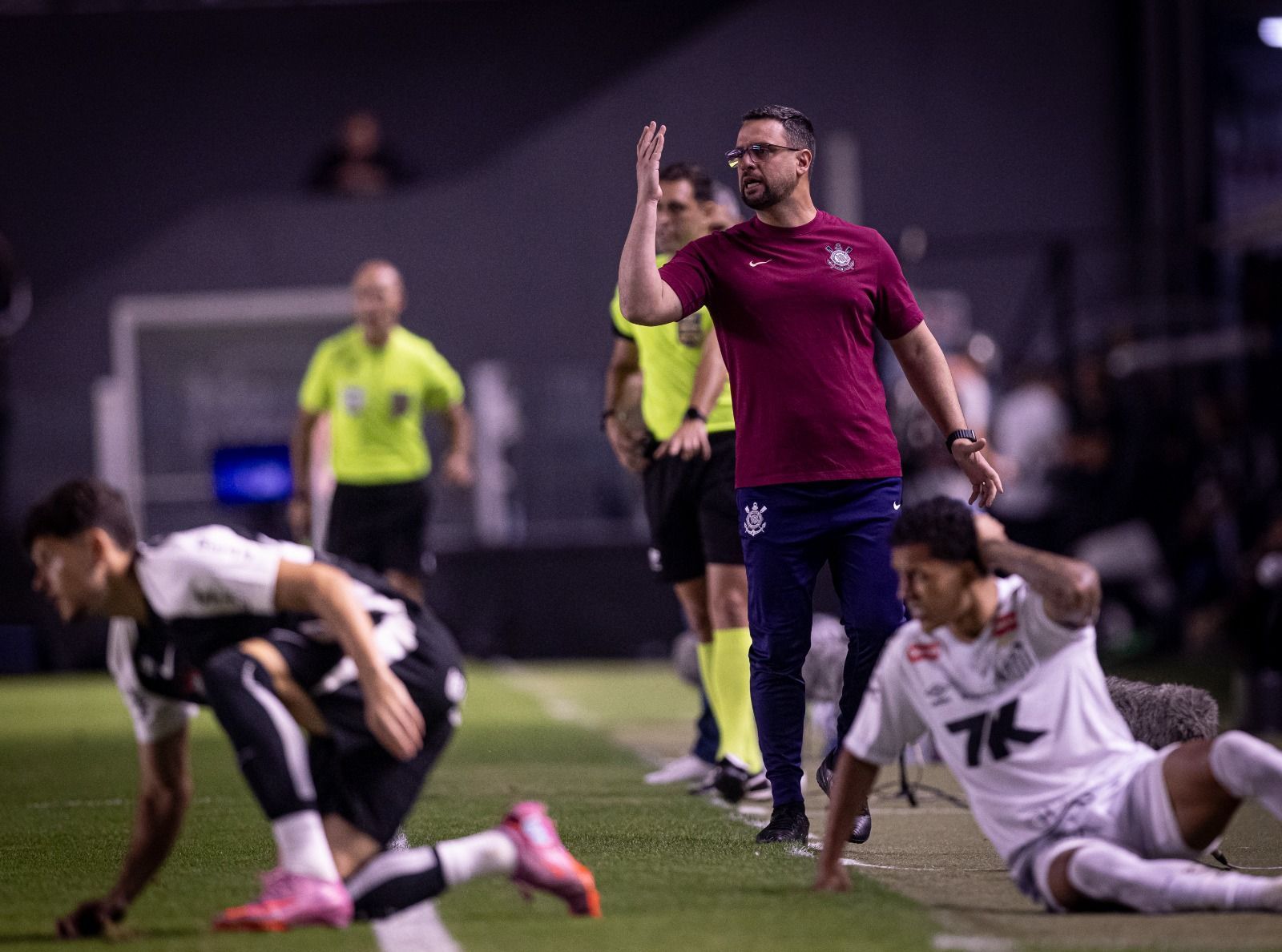 Corinthians: auxiliar critica postura do time após derrota para o Santos