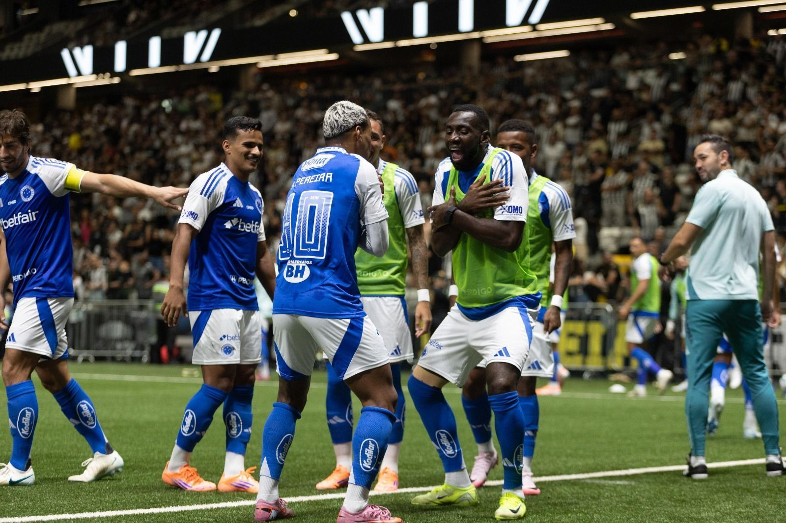 Com Jardim invicto, Cruzeiro garante superioridade sobre o Atlético em 2025