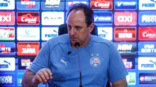 Técnico Rogério Ceni, do Bahia, durante entrevista coletiva