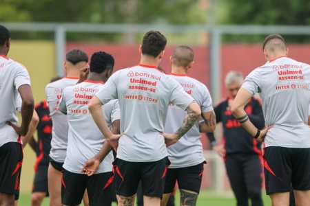 Inter se prepara para enfrentar o Sport pelo Brasileirão