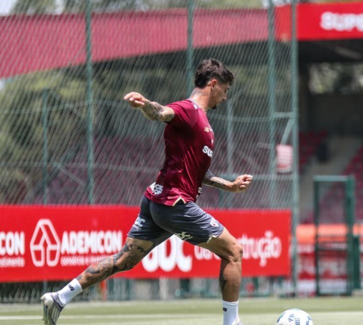 Com um 'time' de desfalques, São Paulo inicia preparação para duelo com o Mirassol