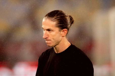 Filipe Luís perdeu jogador titular durante vitória do Flamengo sobre o Palmeiras