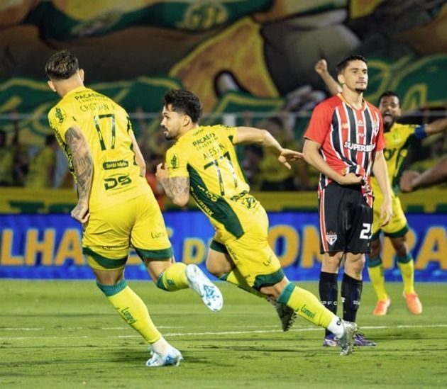 'Sensação' do Brasil, Mirassol faz preleção emocionante antes de jogo com o São Paulo