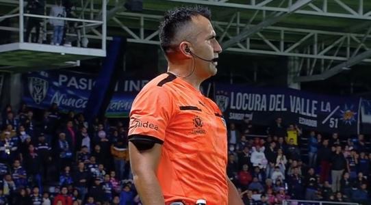 Árbitro marcou pênalti contra o Atlético na Sul-Americana