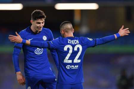 Ziyech e Havertz celebram gol pelo Chelsea na Champions League 2020/2021