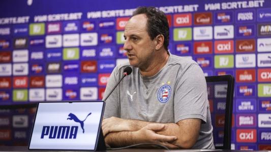 Técnico Rogério Ceni, do Bahia, durante entrevista coletiva