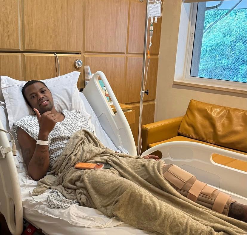 Kaio passa por cirurgia e inicia recuperação; veja prazo de retorno ao Botafogo
