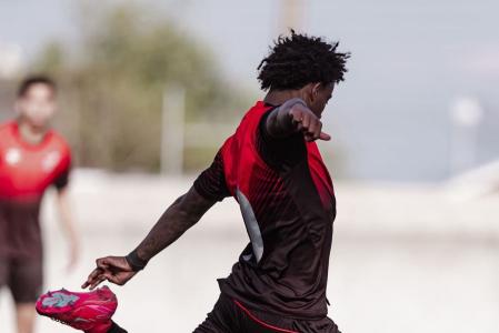 Bruninho subiu para o sub-20 e é observado pelo profissional do Athletico-PR