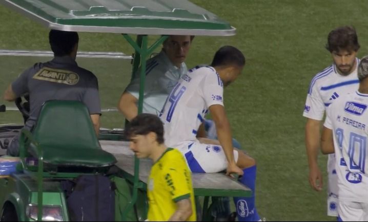 Titular do Cruzeiro é substituído contra Palmeiras com 12 minutos e vira preocupação