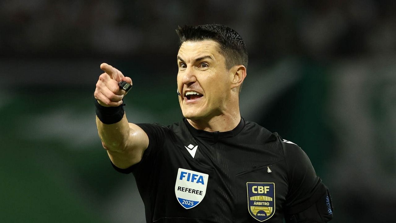 CBF divulga áudio da análise do VAR de lance polêmico em Palmeiras x Cruzeiro; ouça
