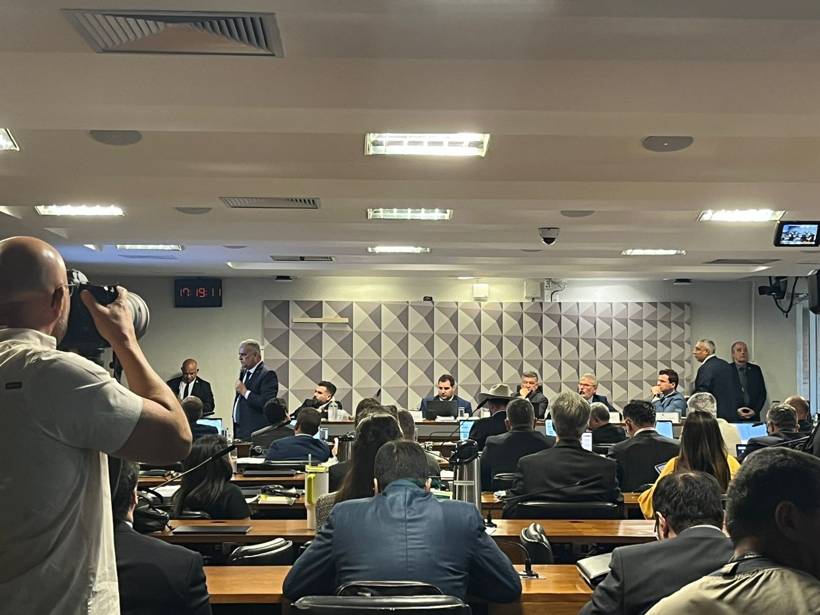 CPMI do INSS inicia oitiva de ex-diretor Alexandre Guimarães sobre fraudes