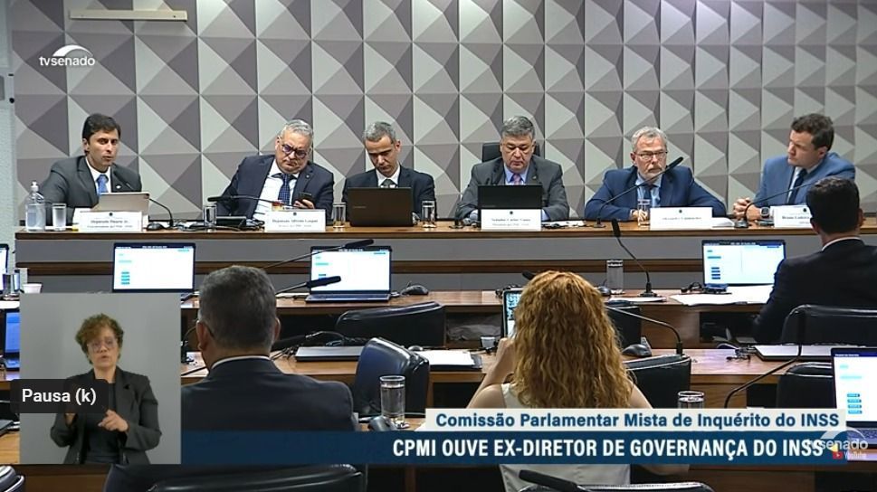 Ex-diretor do INSS admite ser sócio do 'Careca do INSS'