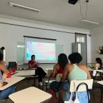 Projeto Ariadnes realiza oficina sobre cobertura jornalística de feminicídios