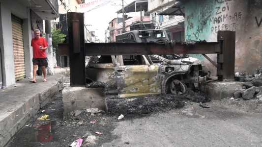 Megaoperação contra traficantes do Comando Vermelho (CV), realizada nesta terça-feira (28) no Rio de Janeiro, resultou na morte de dezenas de pessoas