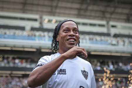 Ronaldinho Gaúcho, ídolo do Atlético