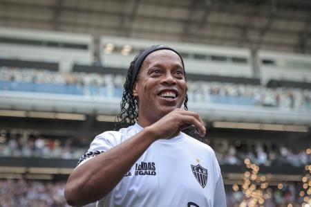 Ronaldinho Gaúcho, ídolo do Atlético