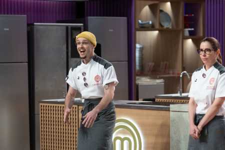 Léo Salles celebra eliminação de Marina Queiroz do MasterChef Confeitaria