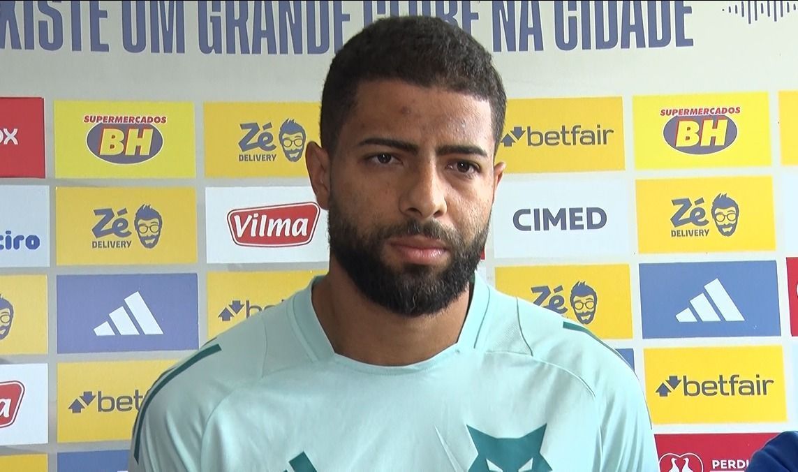 Perto de voltar a ser titular pelo Cruzeiro, João Marcelo liga 'alerta' contra Vitória
