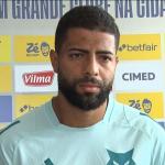 Perto de voltar a ser titular pelo Cruzeiro, João Marcelo liga 'alerta' contra Vitória