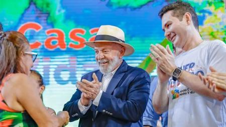Lula (c) disse que levou COP para o Pará por ser o estado com mais floresta em pé