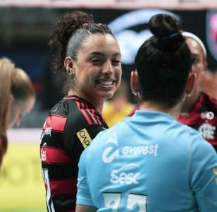 Sesc Flamengo vence Praia Clube pela Superliga Feminina