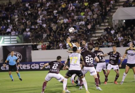 Ferroviária e Criciúma empatam sem gols pela Série B