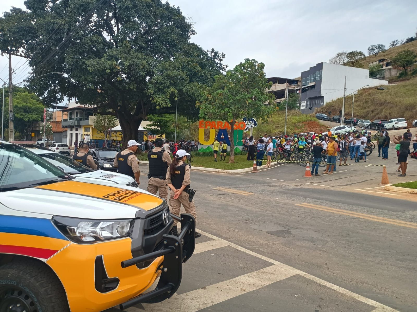 Ciclovia da MG-232 é inaugurada com passeio ciclístico em Santana do Paraíso