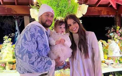 Neymar, Helena e Amanda Kimberlly