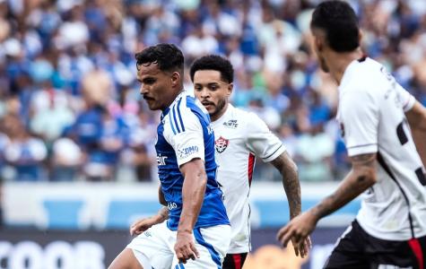 Kaiki durante Cruzeiro x Vitória