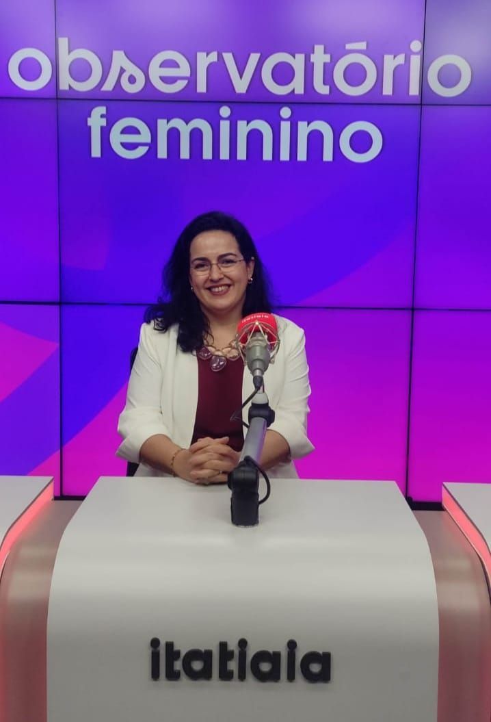 Podcast debate o papel das mulheres na família e na maternidade ao longo da história