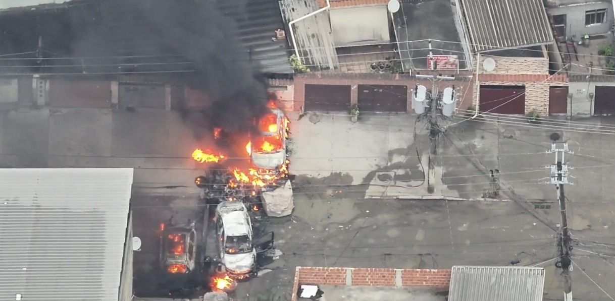Megaoperação no Rio: imagens inéditas de câmeras corporais e drones são divulgadas
