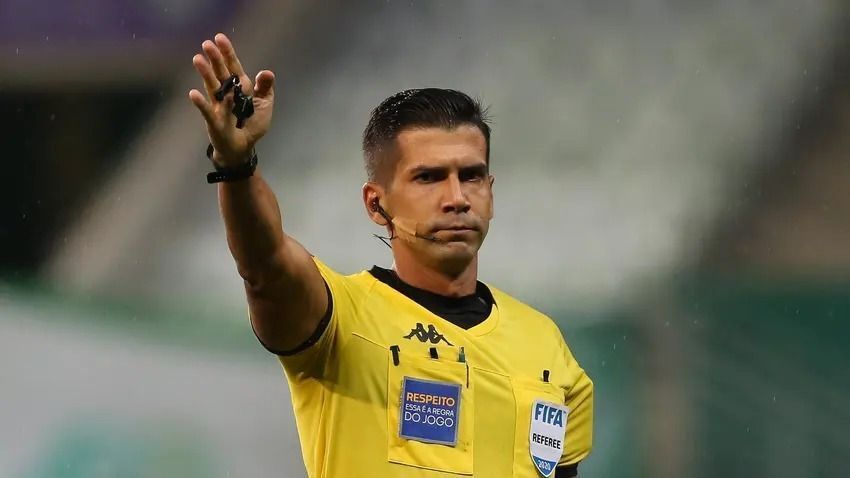 Botafogo x Vasco: CBF define arbitragem para o clássico pelo Brasileiro