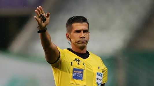 Bruno Arleu de Araújo apita o clássico carioca no Nilton Santos
