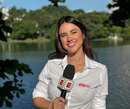 Victoria Leite, jornalista contratada pela Cazé TV