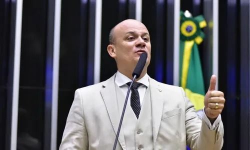 Cabo Gilberto nega rumores internos da Direita sobre Bolsonaro na papuda