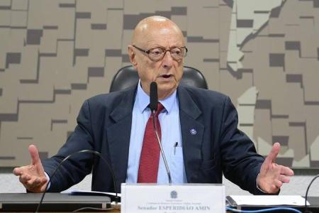 Amin confirma pré-candidatura ao Senado, reafirma lealdade ao PP e diz contar com a simpatia de Bolsonaro na disputa por Santa Catarina