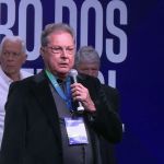 Oswaldo de Oliveira se posiciona após fala polêmica em evento com Ancelotti