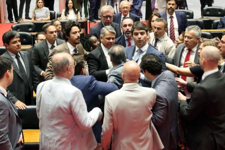 PEC que libera privatização da Copasa sem consulta popular é aprovada na ALMG