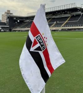 São Paulo e Flamengo nesta quarta-feira (5), na Vila Belmiro