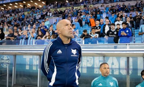 Leonardo Jardim durante Cruzeiro x Grêmio