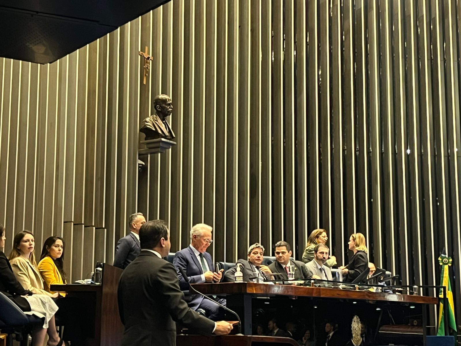 Senado aprova com unanimidade a isenção de IR para quem ganha até R$ 5 mil